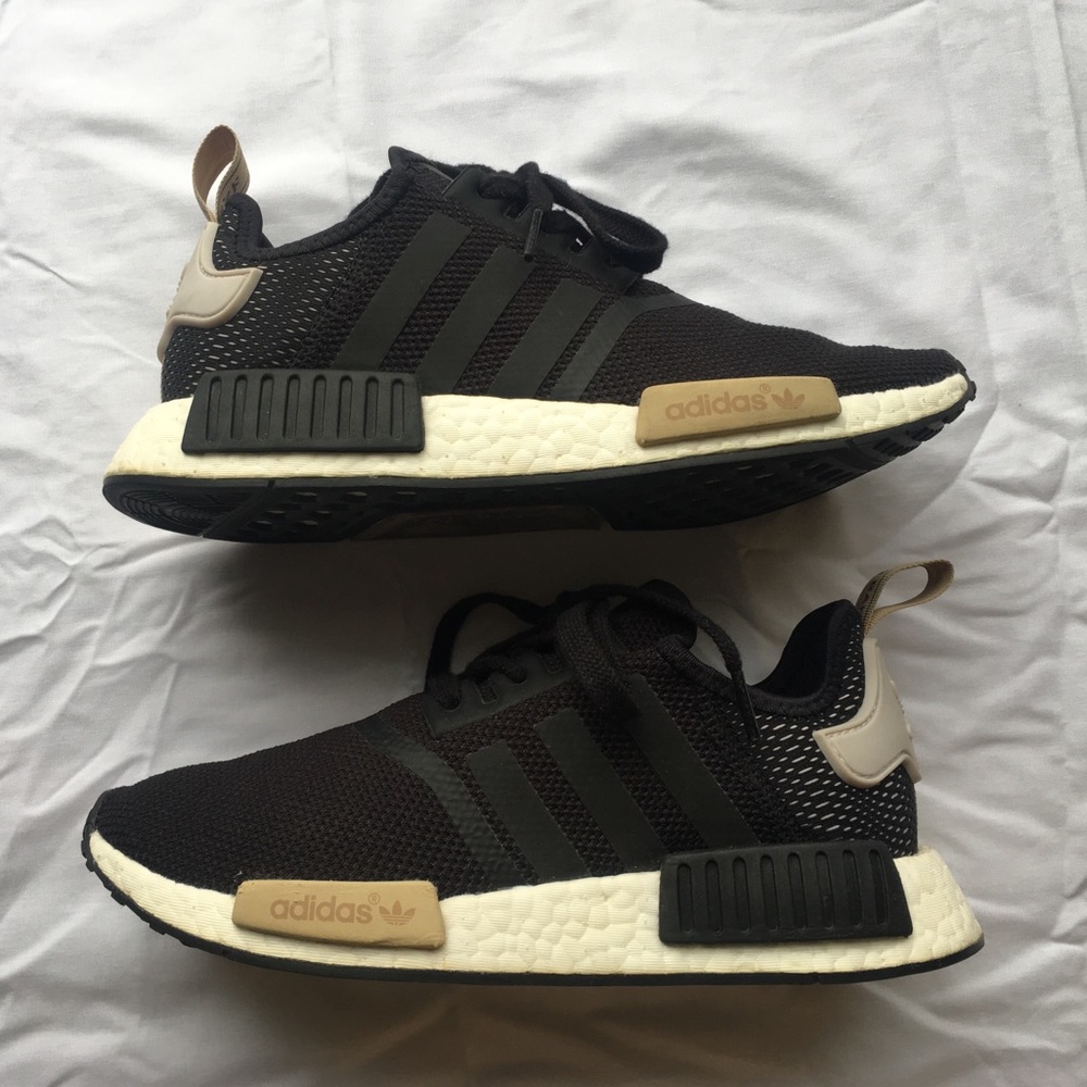 adidas NMD R1
